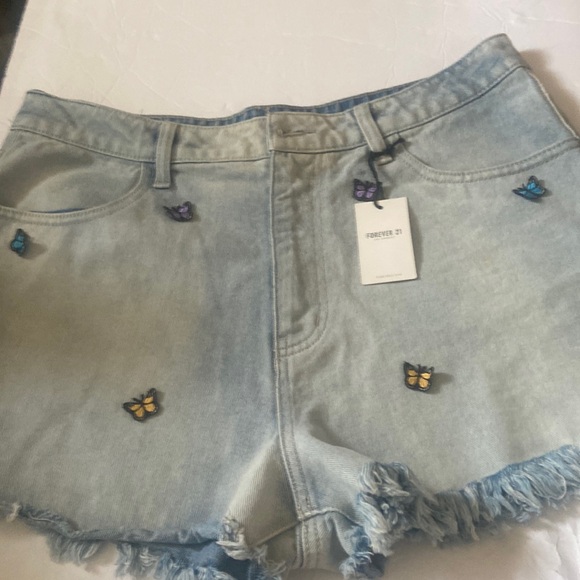 Forever 21 Pants - Forever 21 100 percent butterfly jean shorts
